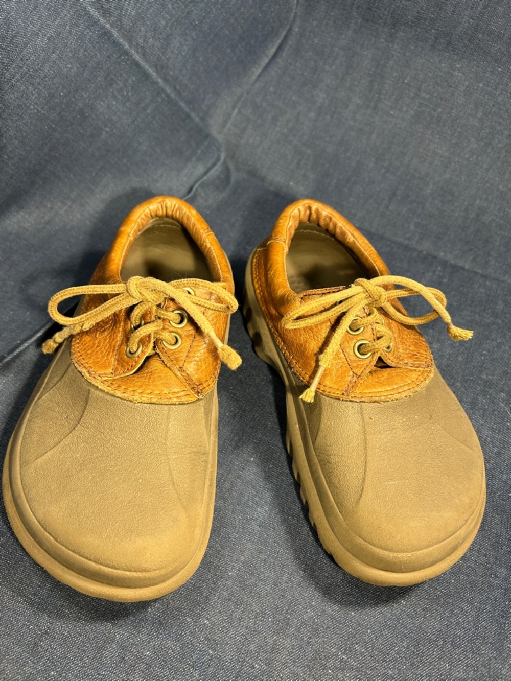 Crocs leather slide in loafers